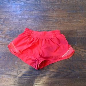 Red lululemon hotty hot